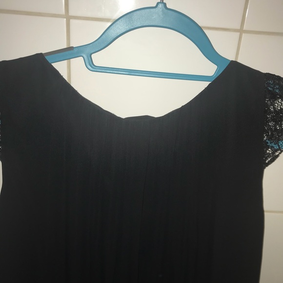 Alice + olivia blouse - Picture 5 of 8